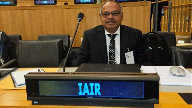 IAIR delegate at table